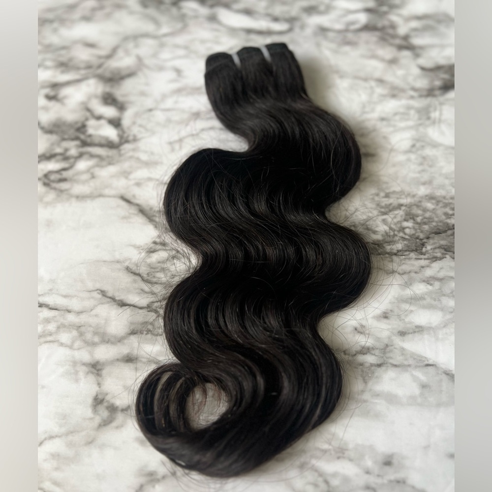 16 In Brazilian Body Wave Natural Black Weft Bundle 100% High Quality Human hair